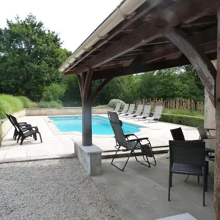 בית נופש Avec Piscine Proche De St Cirq Lapopie Berganty