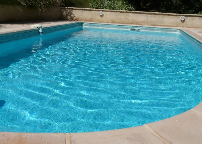 Дом отдыха Avec Piscine Proche De St Cirq Lapopie