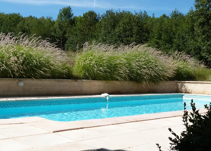 Дом отдыха Avec Piscine Proche De St Cirq Lapopie *