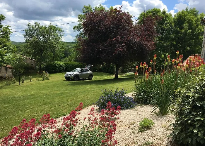 Avec Piscine Proche De St Cirq Lapopie Berganty