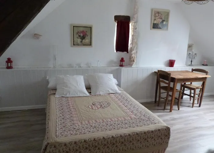 Avec Piscine Proche De St Cirq Lapopie Дом отдыха